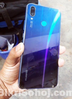 Huawei nova 3i